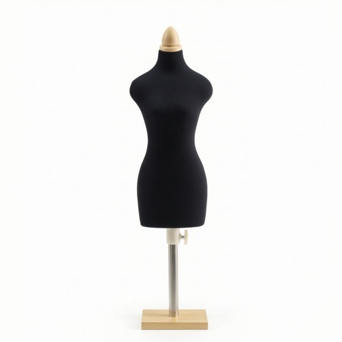 Mannequin couture miniature - de,
