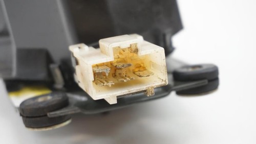 Moteur essuie glace avant