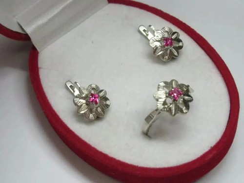 Boucles oreilles vintage en - boucles, d'oreilles