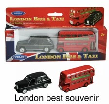 Mini taxi touriste noir