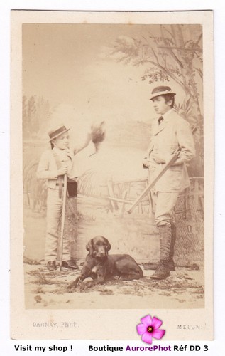 Homme chasseur fusil - au,
