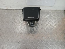 Console central (interieur plastique) MERCEDES CLASSE A 176 PHASE 2 A1766804600