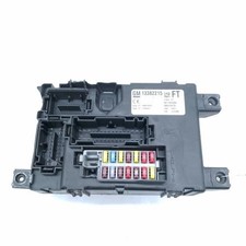 Porte fusible OPEL CORSA D PHASE 2 13382215