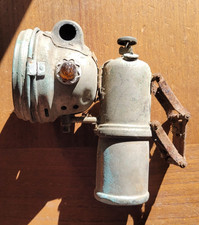 Ancienne lampe acétylène - lampe,