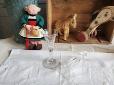 2 VERRES A PIED ANCIEN TAILLE