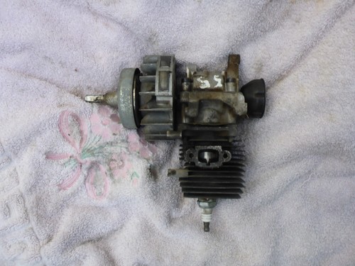 Moteur debroussailleuse - moteur,