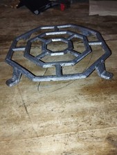 Dessous de plat en fonte