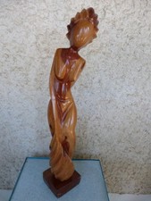 SCULPTURE "FEMME NUE STYLISEE"
