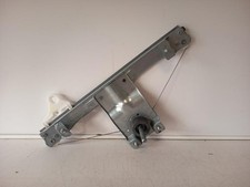 Leve vitre mecanique arriere gauche RENAULT CLIO 4 PHASE 2 827013204R