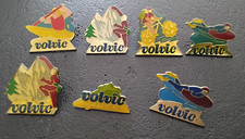 Pin’s Lot de 7 Sport Publicité Eau Volvic (75)