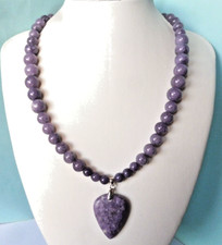 Collier en Jade violet de Turquie- 46cm- 240.Carats sur Argent massif
