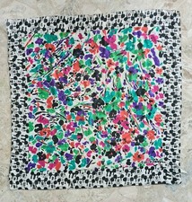 Foulard vintage EURODISNEY décor Mickey année 90 made in Italie 100% polyester