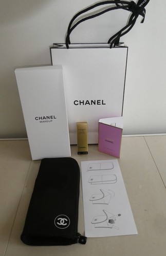 Chanel makeup pochette - chanel,