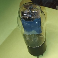 RG105  Tube Électronique NOS