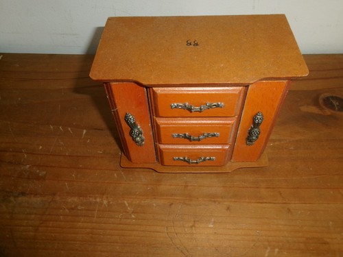 Jouet petit meuble - de, poupee