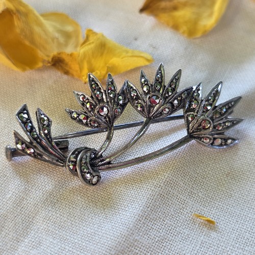 Broche ancienne art - art, en