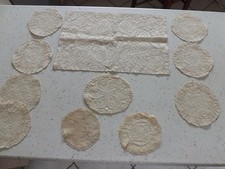 lot de 11 napperons, dont 8