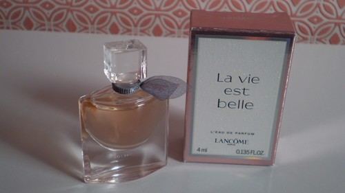 Miniature parfum vie est - miniature, de