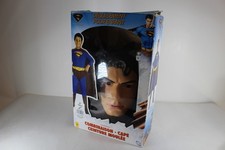 Superman Deguisement et barre de fer Metropolis ??