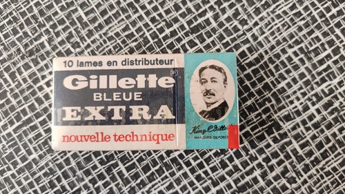 Ancienne boîte lames - ancienne,