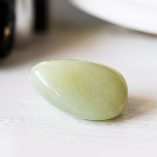 Jade vert pierre roulée - vert,