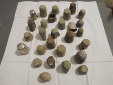 des à coudre anciens moyen age a moderne de collection lot