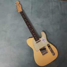 Fender Made in Japan Junior Collection Telecaster Rosewood Satin Vintage White