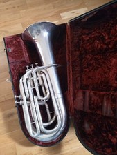 Saxhorn si B marque Courtois