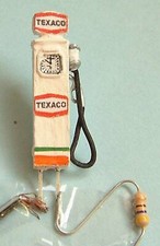 Pompes à Essence Esso Texaco