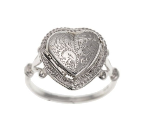 Bague médaillon coeur - ,