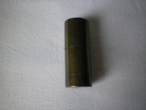 Objet poilus briquet - poilus,, rond