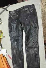Nouveau pantalon en cuir noir