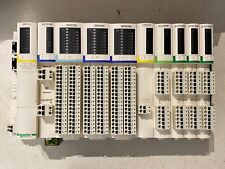 Automatisme Schneider Electric Advantys composé de NIP2311+PDT3100+DDI3725+DDO37