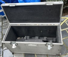FLIGHT CASE BOIS / EXT MÉTAL POUR CAMERA VIDÉO THOMSON BROADCAST