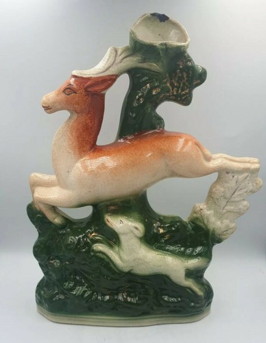 Cassé antique vase - cassé,