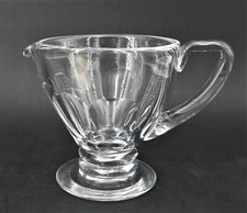 Saint Louis modèle Marne, beau broc/pichet, cristal, signé, excellent état.