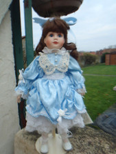 POUPEE EN PORCELAINE  FRANKLIN