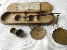 TRES ANCIENNE BOITE BOIS BALANCE TREBUCHET CHANGE MONNAIE OR ARGENT BOX1 LOT