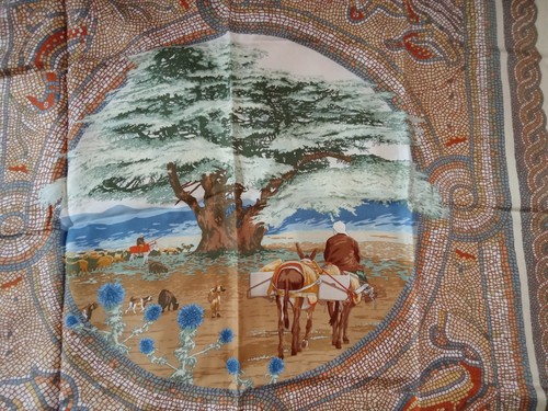 Carré hermès sous le - hermès, "sous