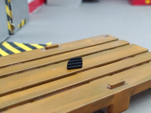 Grille avant gauche - 1/18,