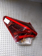 Feu arriere principal droit (feux) TOYOTA AURIS  Essence/Hybride /R:86639304
