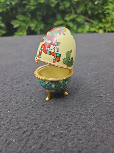 Oeuf porcelaine pilulier - porcelaine,