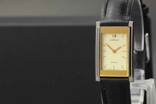 Montre femme vintage 1985 - 1985, n