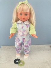 Poupée Jesmar de 45 cm  de 1989 qui chante et marche