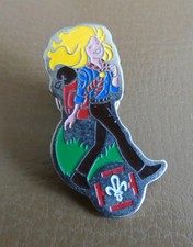 Pin's Fille Scout Scoutisme Guide Jamborée Croix Sac à dos ....