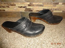 Womens UGG Viviva Sz 10/41