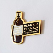 Pin's Bouteille de vin Pomerol Lalande Libourne Mas-Orluc et Couson