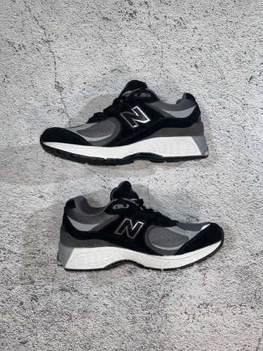 New balance castlerock - new, black