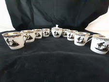 Service Tasses Et Sucrier