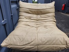 Chauffeuse pouf en cuir - chauffeuse,